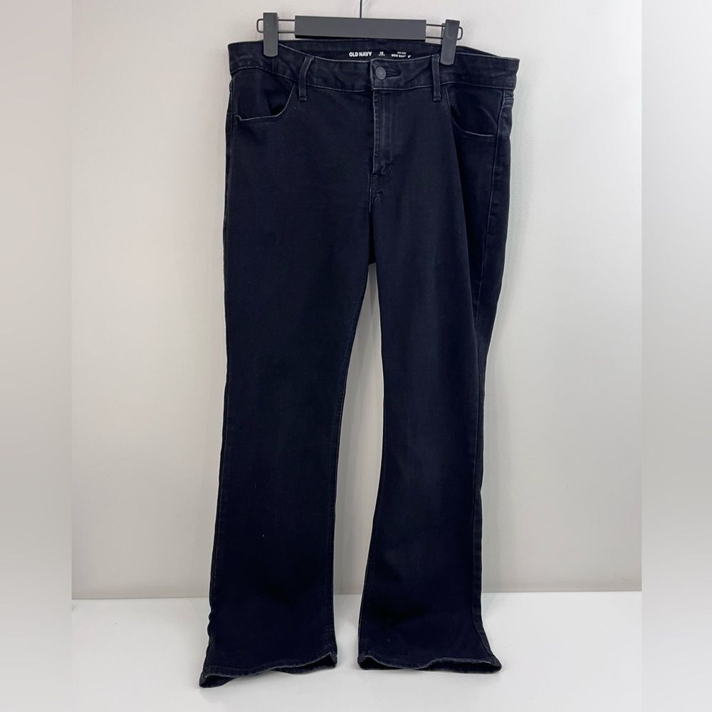 Old Navy Mid-Rise Wow Boot-Cut Jeans Black 12P Petite